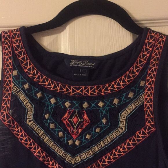 Lucky‎ brand top 🍀 - Picture 2 of 3